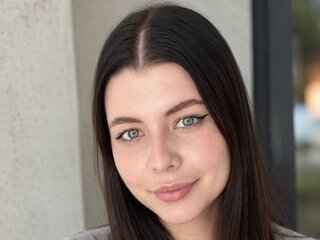 AleshiaLeviston sex shows