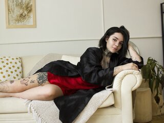 AmeliaDavi show photos