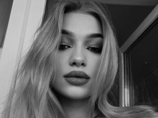FrancescoDali shows online