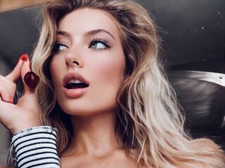 JeneferDiamond webcam free