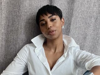 MayaMachado naked jasmine