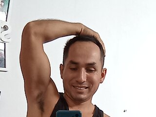MichaelThompsom naked webcam